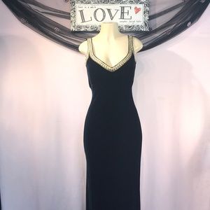 BLACK SILK VELVET Carmen Marc Valvo Evening Cocktail Dress 8 6